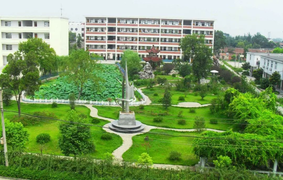 炉桥中学.jpg