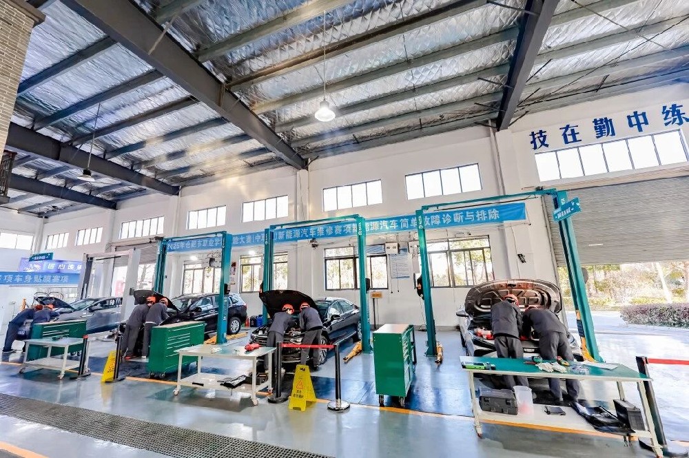 合肥禾一技工学校锻造“让系统持续运转的人”